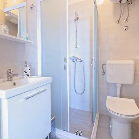 Racic Apartment *