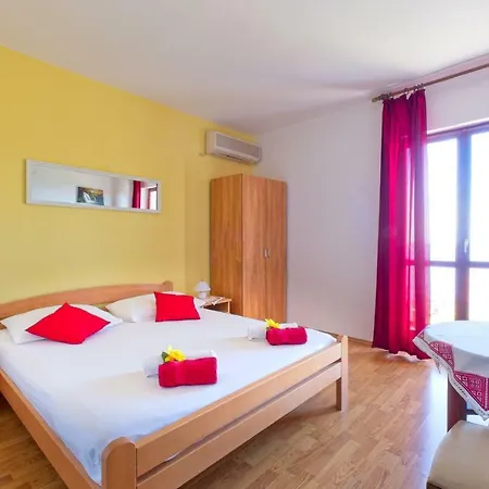 Apartment Racic *